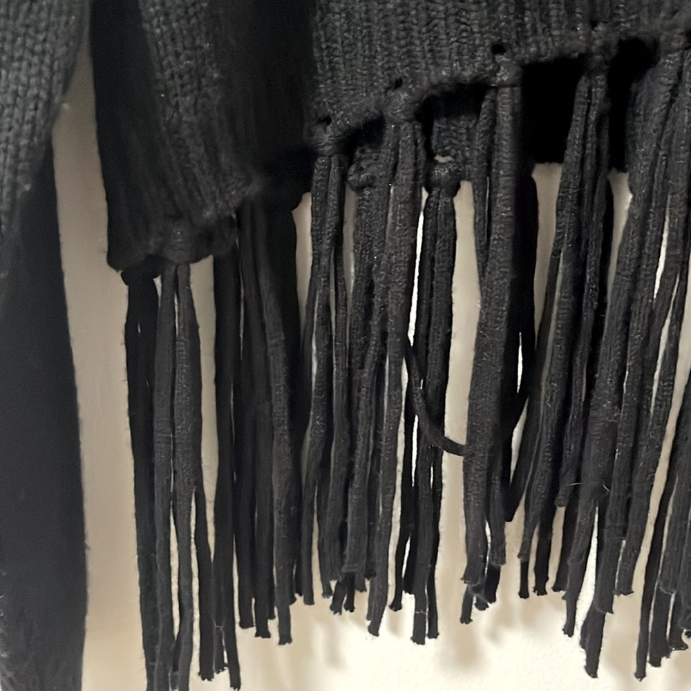 NWT SPLENDID - Riley Fringe Sweater - Black - Size Large - Picture 8 of 12
